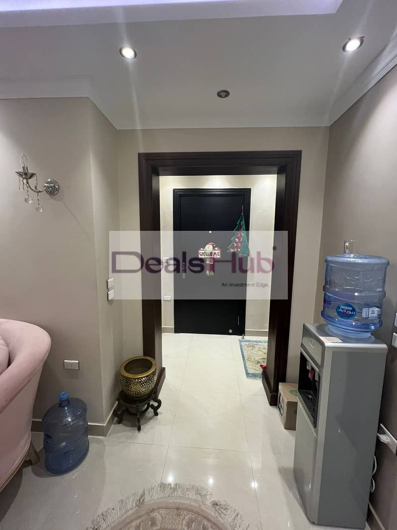 9 c5549188-8f2c-4747-85f8-0c627d2d4a0b. jpg