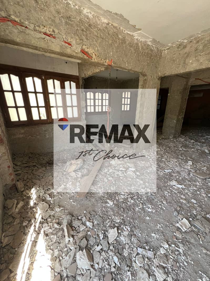 18 ca84a744-e552-48fd-a630-5f9316a37e1c. jpg