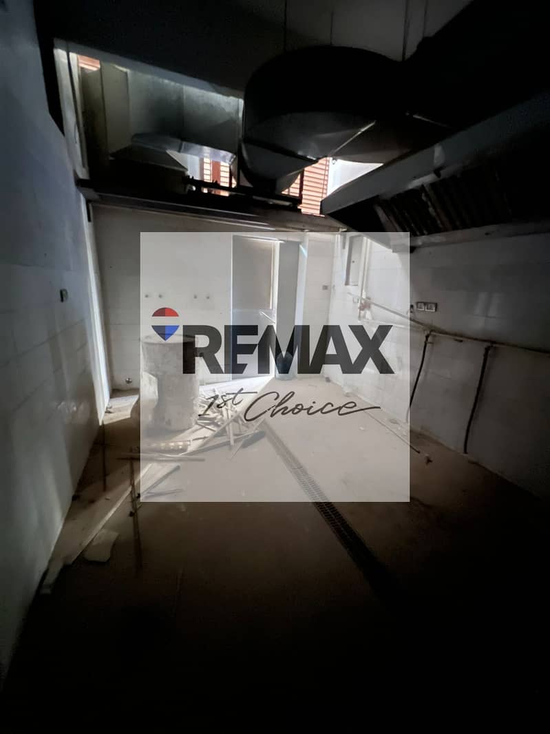 19 cb239762-4a3b-46de-9bf1-38f5b23d4228. jpg