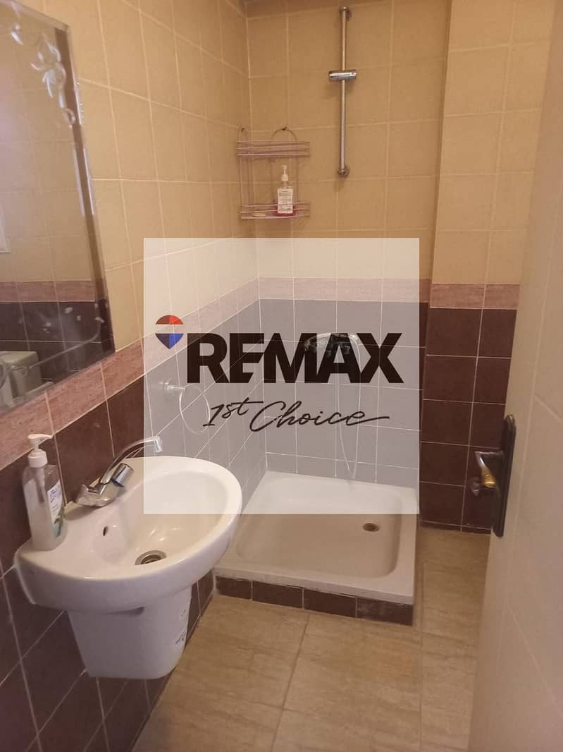 9 eda82515-2873-4e66-b159-04d413ef0ebd. jpg