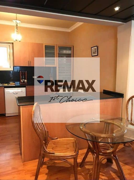 10 5a38f733-a8b4-4a29-9c41-e8f22b140f82. jpg