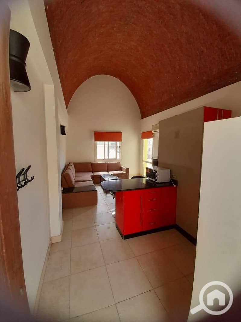 13 e4b74925-1ed5-4393-96b3-cac6d7736fba. jpg