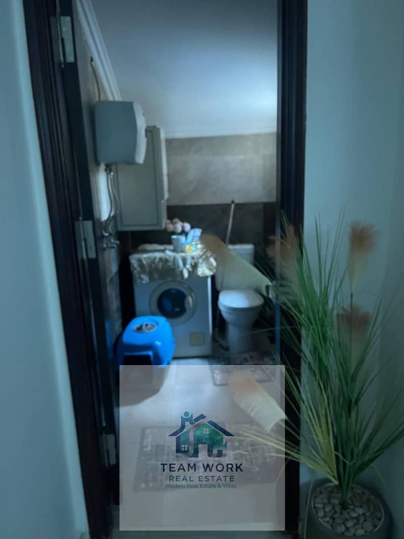 9 966f8161-aa32-4719-8195-ee3dbea75e94. jpg