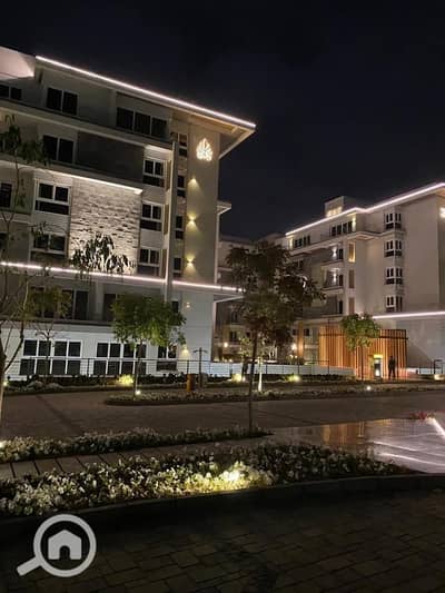 3 Bedroom Flat for Sale in 6th of October, Giza - 69f9ac4c-ee8e-4d08-89f0-a87d76468ccf. jpg