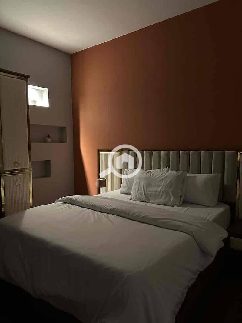 12 1c92b39a-ac60-460a-a35c-ebaf52ce8dc1. jpg