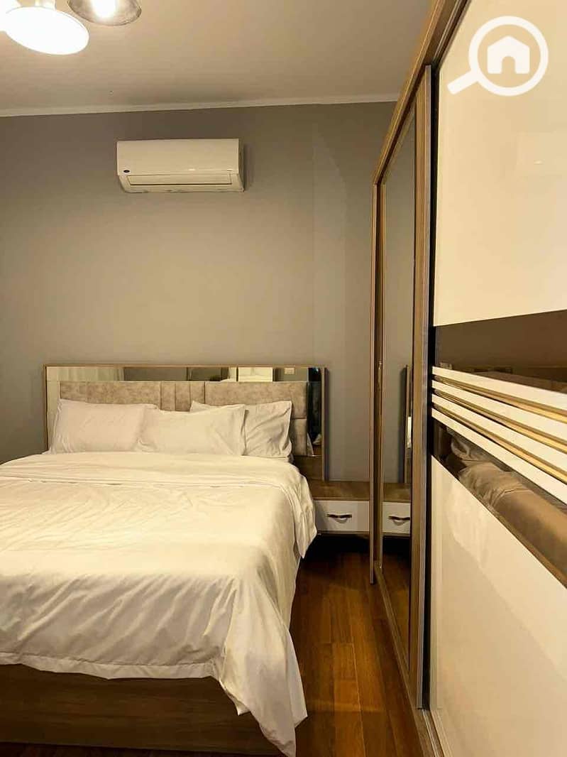 13 bc907114-f2fd-45fd-a7c9-82b3fc8e6555. jpg