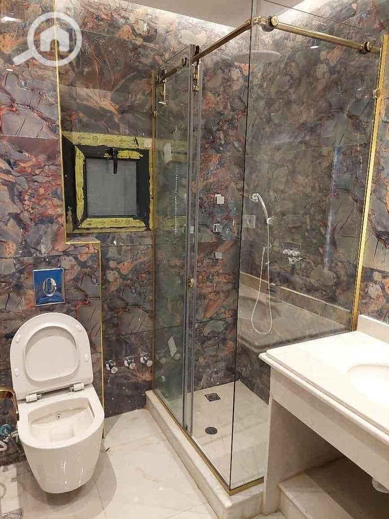 19 5f9984fb-5752-4db0-979a-6e7e98eca4d5. jpg