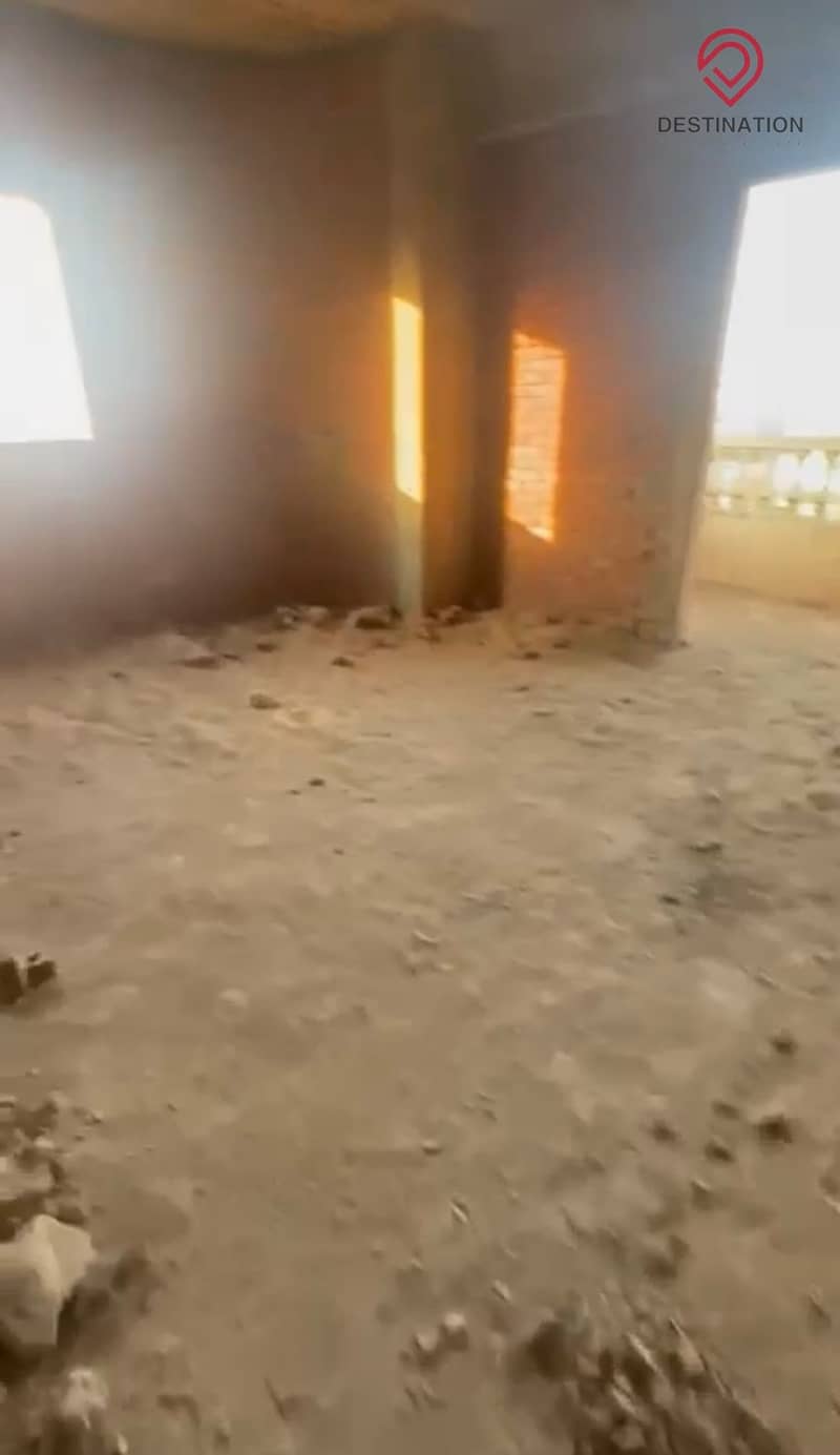 10 WhatsApp Image 2025-11-18 at 14.36. 23_5416b1db. jpg