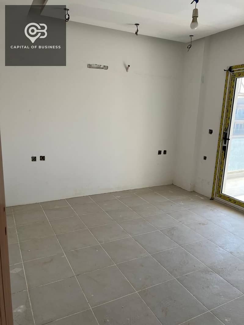 13 91d8c711-8d56-4941-a501-97a717cadbc0. jpg