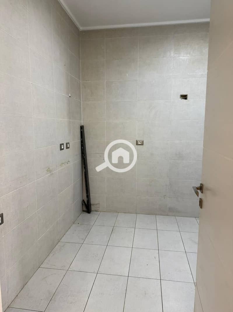 12 WhatsApp Image 2025-11-18 at 2.48. 20 PM (1). jpeg