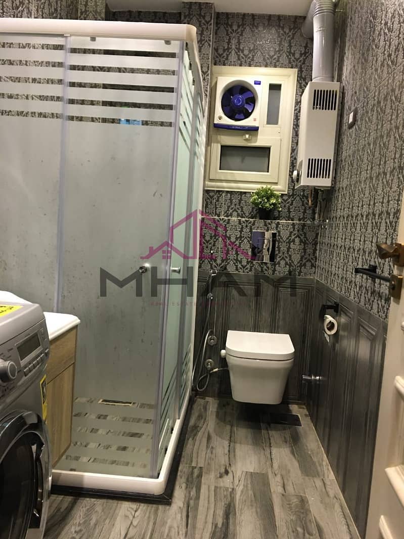 12 photo_5825672956191902876_y. jpg