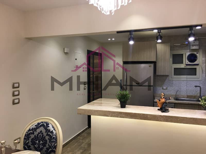 24 photo_5825672956191902892_y. jpg