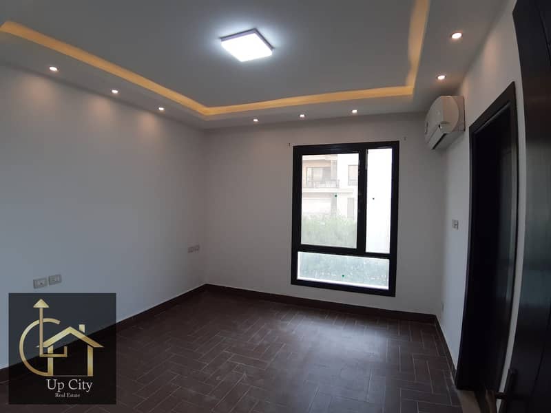 9 WhatsApp Image 2025-11-17 at 18.21. 01 (2). jpeg