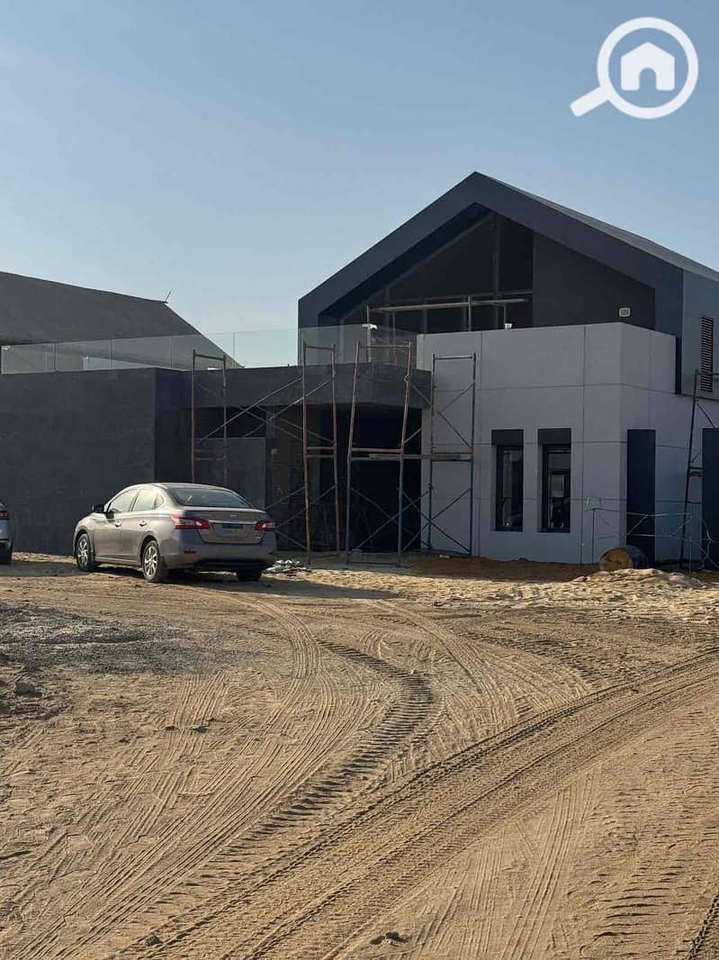 4 a881ce81-e4fb-4b90-8cb5-836b94a352ba. jpg