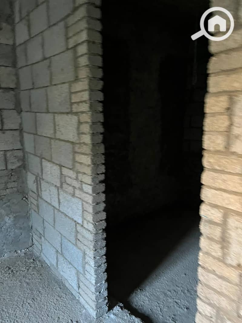 11 6887c92b-92cf-4e44-8315-73d8c3385382. jpg