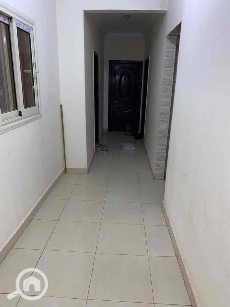 4 e57b74fc-02e1-4828-b21f-18ac10ea8536. jpg