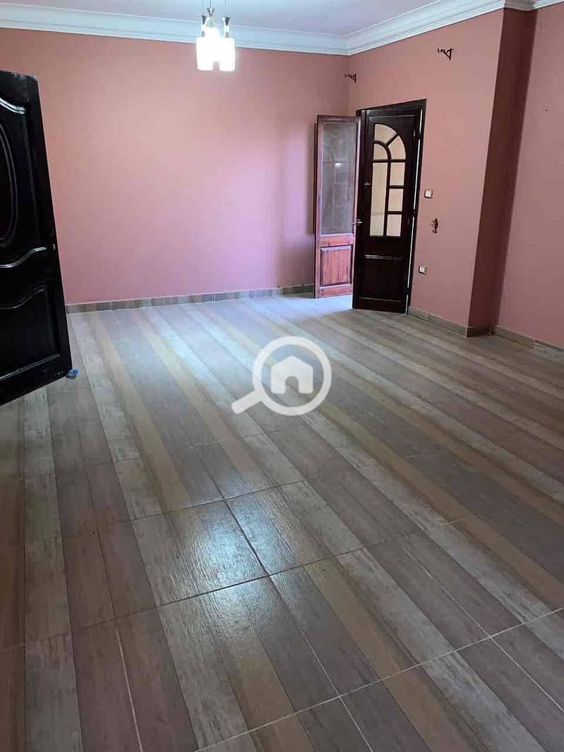 7 fe446c38-c22d-42dd-ad14-92b23c2bdbfa. jpg