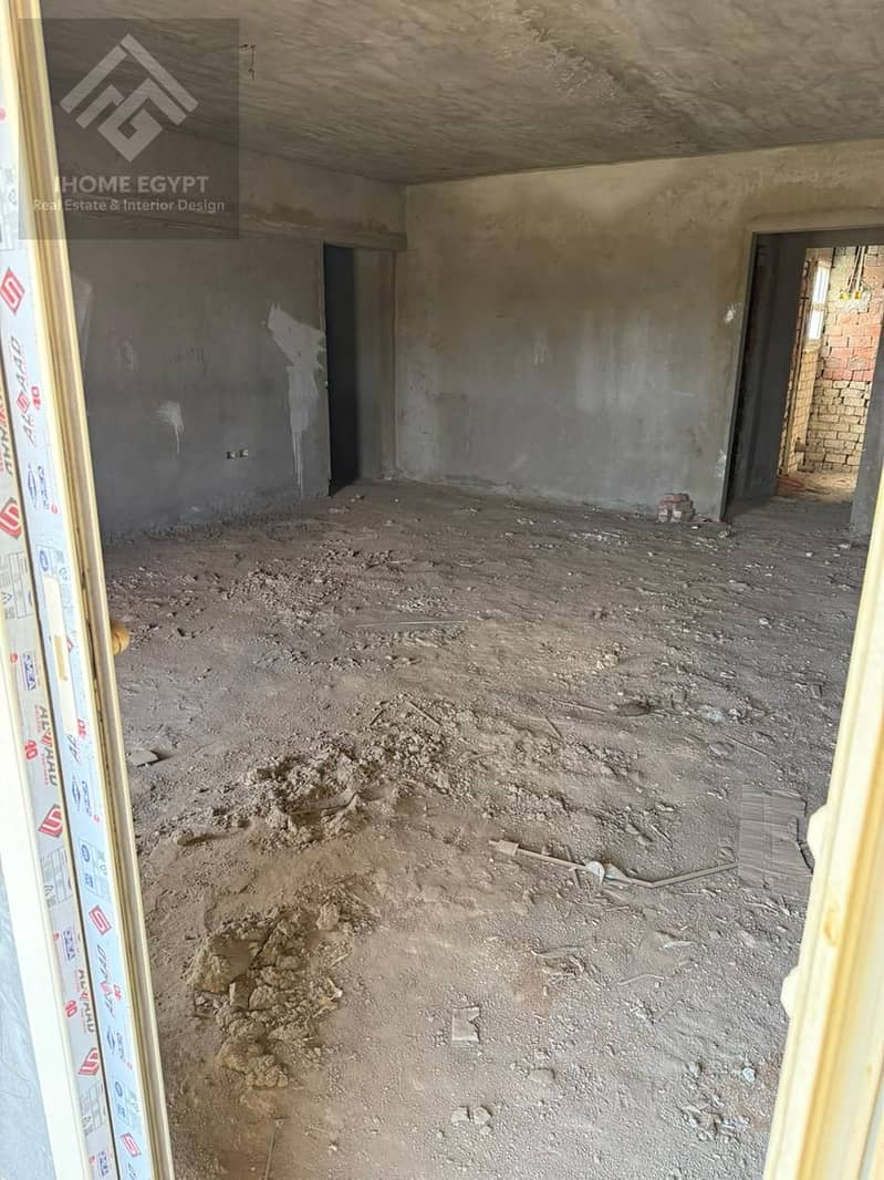 2 e35c05d6-5fdc-4c63-abcf-4f64d4baaada. jpg