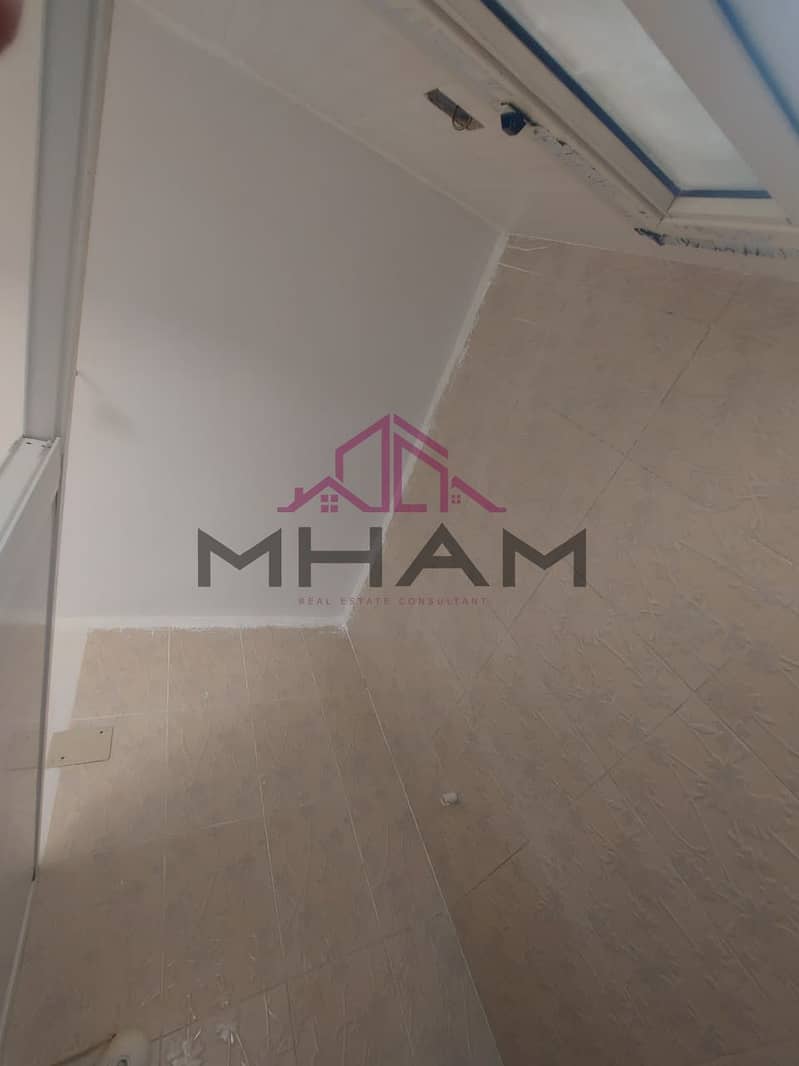 12 photo_5814467085868927944_y. jpeg