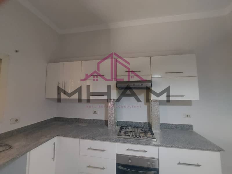 13 photo_5814467085868927945_y. jpeg