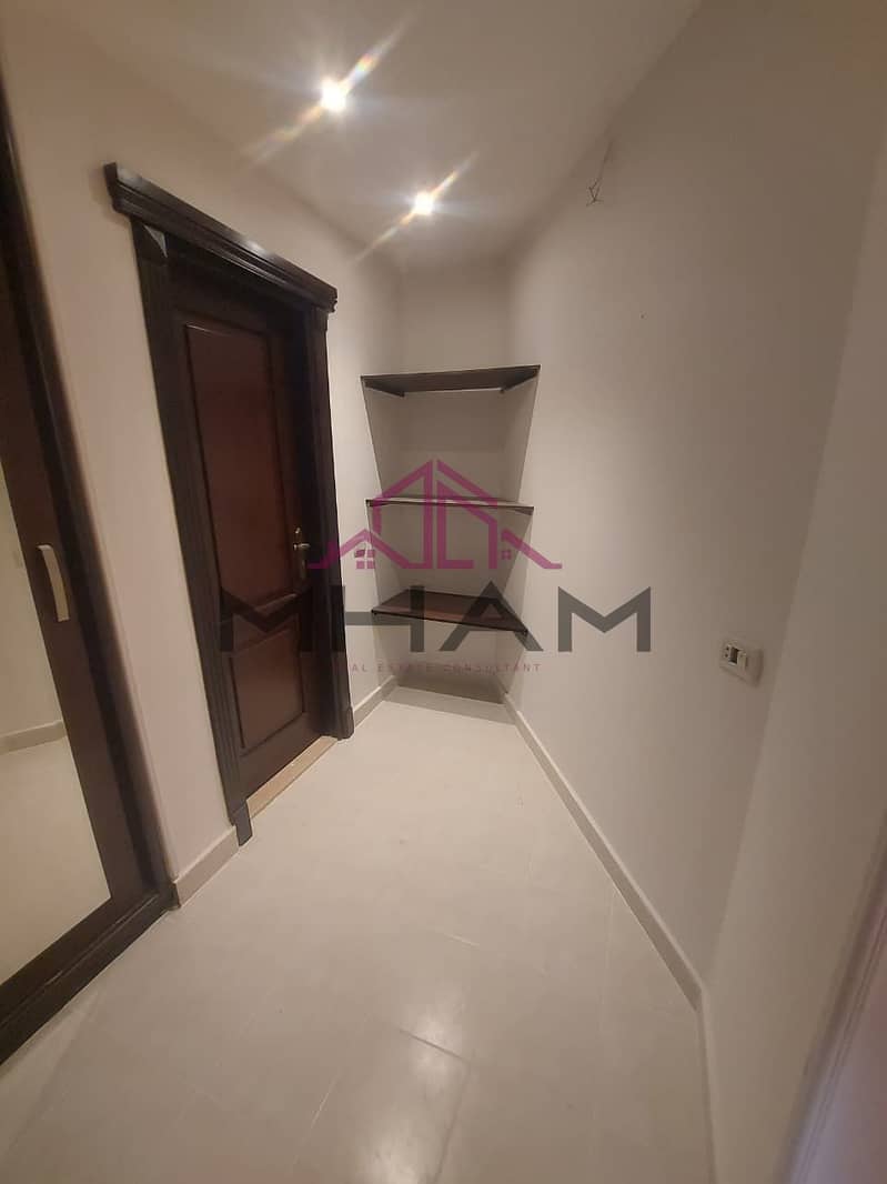 20 photo_5814467085868927956_y. jpeg