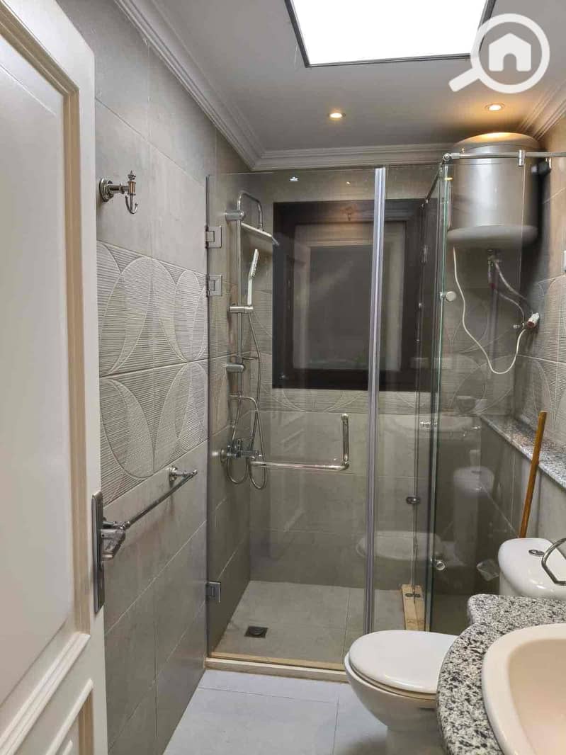 25 d6918d7a-e407-4143-8fe1-ed46cc6cdd7a. jpg