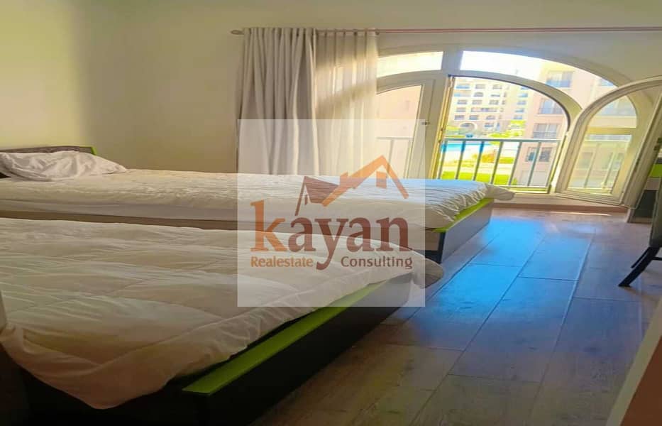 4 89294d70-1ed3-40d8-86a3-f1c11b8debec. jpg