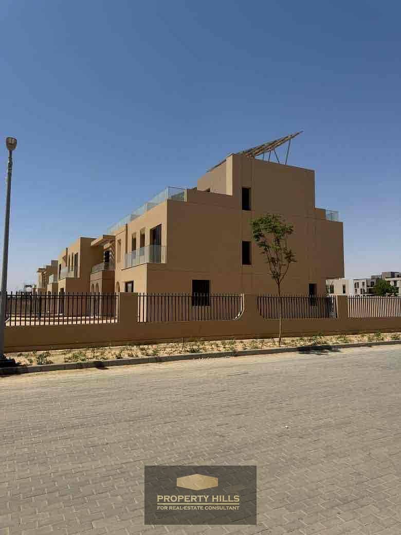 8 1f65c253-291e-4a2e-9da7-39048ad9b9f6. jpg