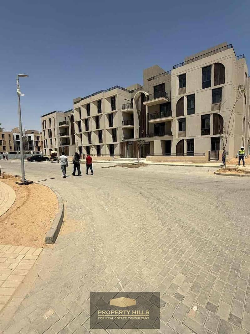 12 8d15858f-8fa7-4330-afe5-8a59da9ce9a4. jpg