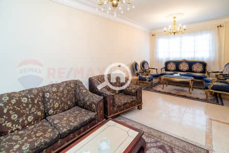 3 Bedroom Flat for Sale in Sporting, Alexandria - 1. jpg