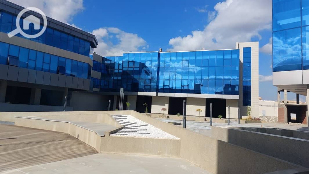 2 WhatsApp Image 2025-11-18 at 3.24. 40 PM (3). jpeg