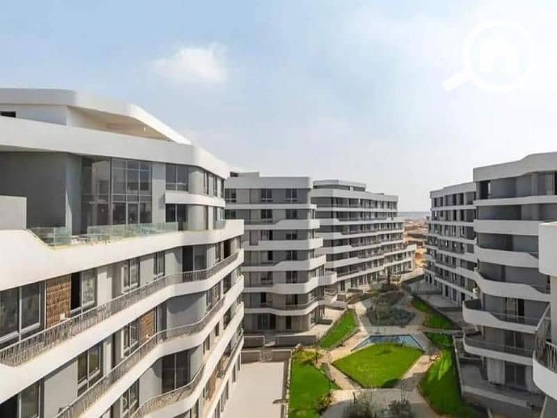 5 8228519-48a5fo. jpg