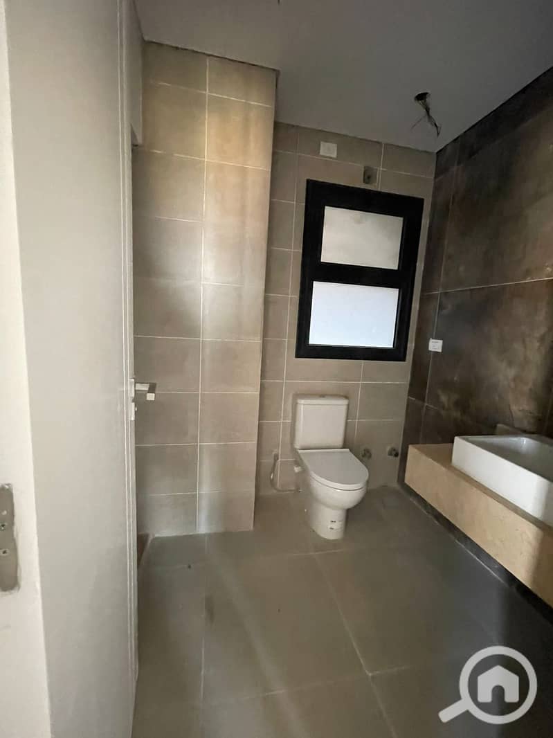 11 WhatsApp Image 2025-10-27 at 10.45. 40 AM (1). jpeg