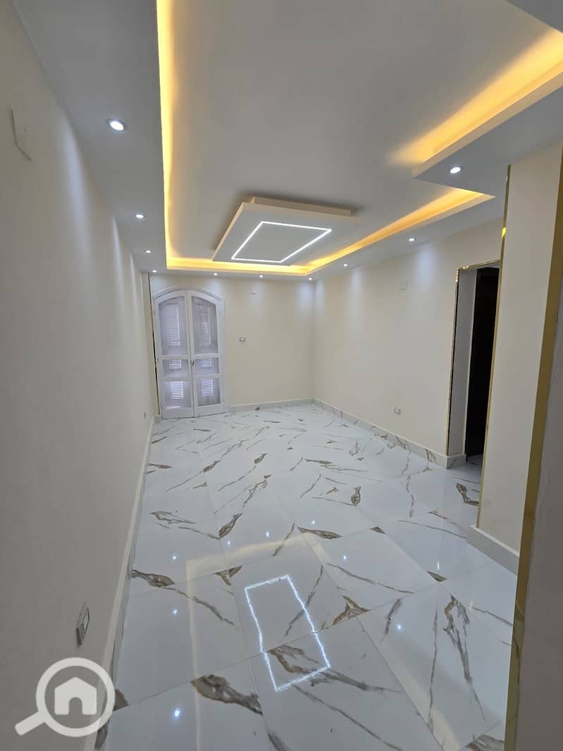 2 WhatsApp Image 2025-11-17 at 14.28. 21 (2). jpeg