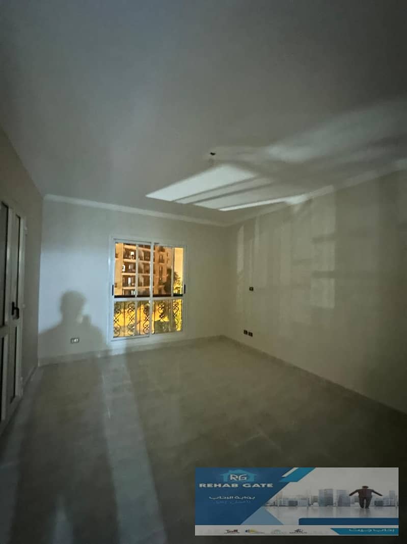 4 1b0fa7d9-1cd7-4b9a-856e-a5854162d0f3. jpg