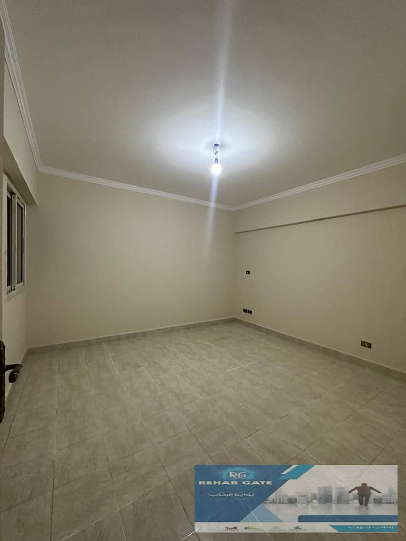 5 2fb4e655-4f95-47dc-8e03-d1e24576c841. jpg