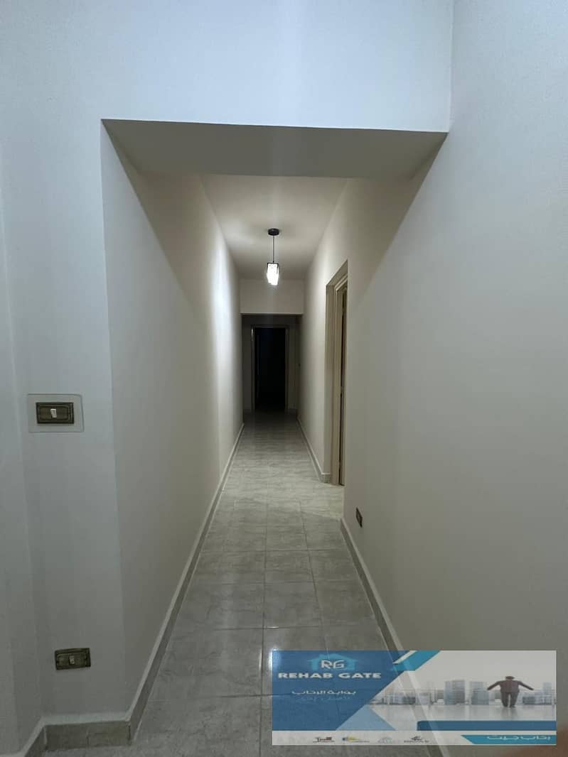 6 3aabc294-ada5-4b8e-8f9c-b8d597db7fbc. jpg