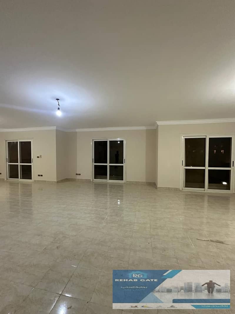 10 160cf140-9271-4c6e-934b-1df1732259ba. jpg