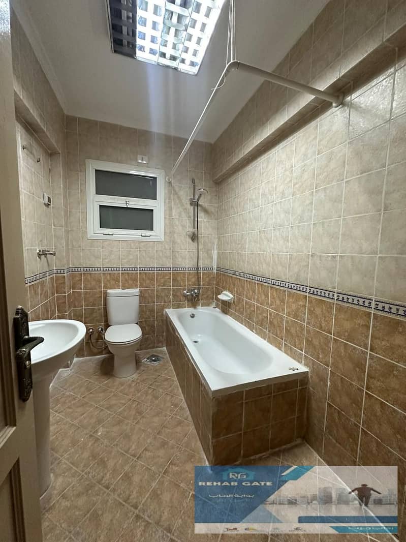 17 b96ed6c4-5b0a-4116-b633-4ee6d5b0b15c. jpg