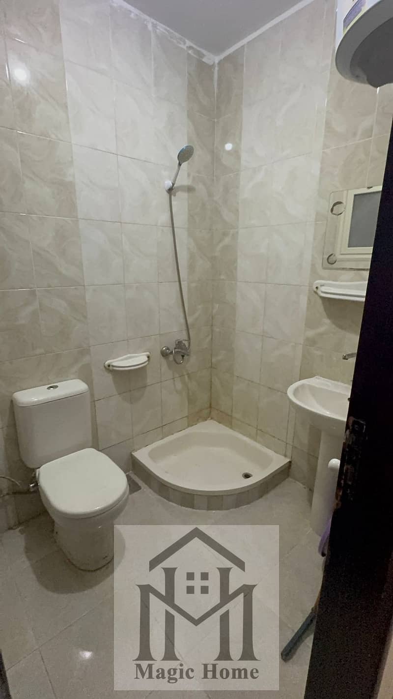 8 aa7b3574-fd3e-4ba0-82c3-b6a0a3b28f02. jpg