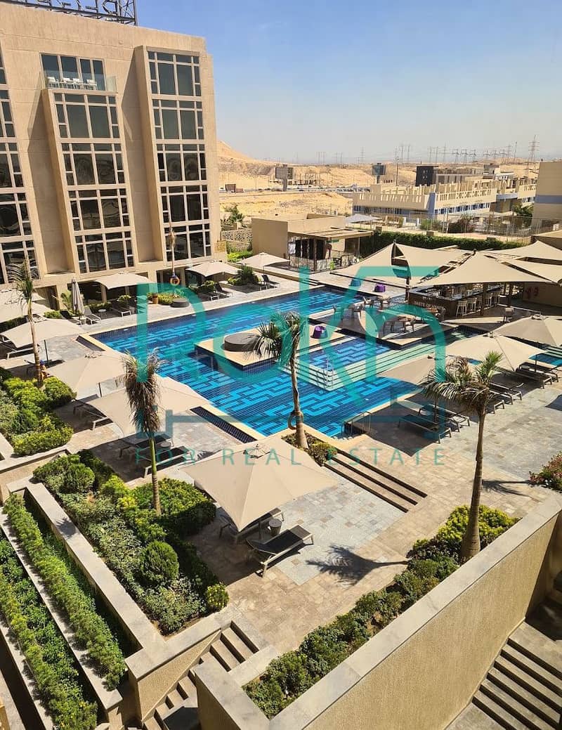 2 a9462f81-ac6d-49e0-82fb-64f728c7d3b9. jpg