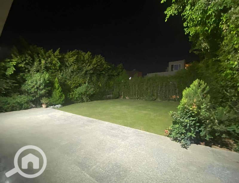 15 cba19f39-b958-4cd2-b754-fa43a3e3a29d. jpg