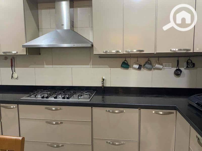 18 82ad061c-9b5d-4b35-81ee-f585e6faf103. jpg