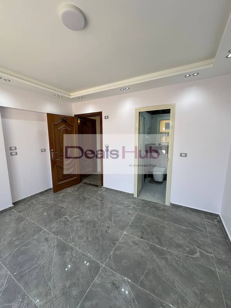 22 ff9a501f-4629-4e33-b8b1-a73f9cd8e1d4. jpg