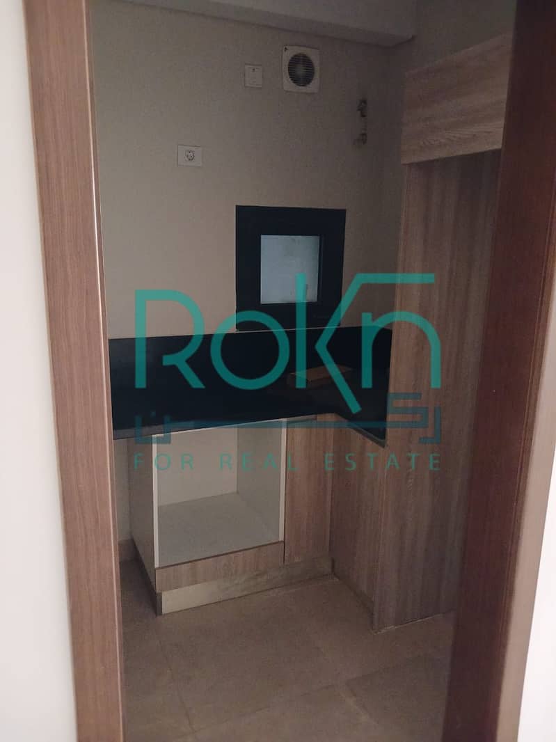 6 WhatsApp Image 2025-11-18 at 15.22. 53_ab4a50f6. jpg