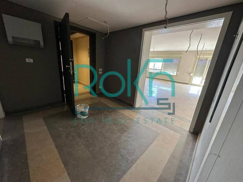 7 e73a354e-4c7d-48dc-b9d1-f4a92d7a56e4. jpg