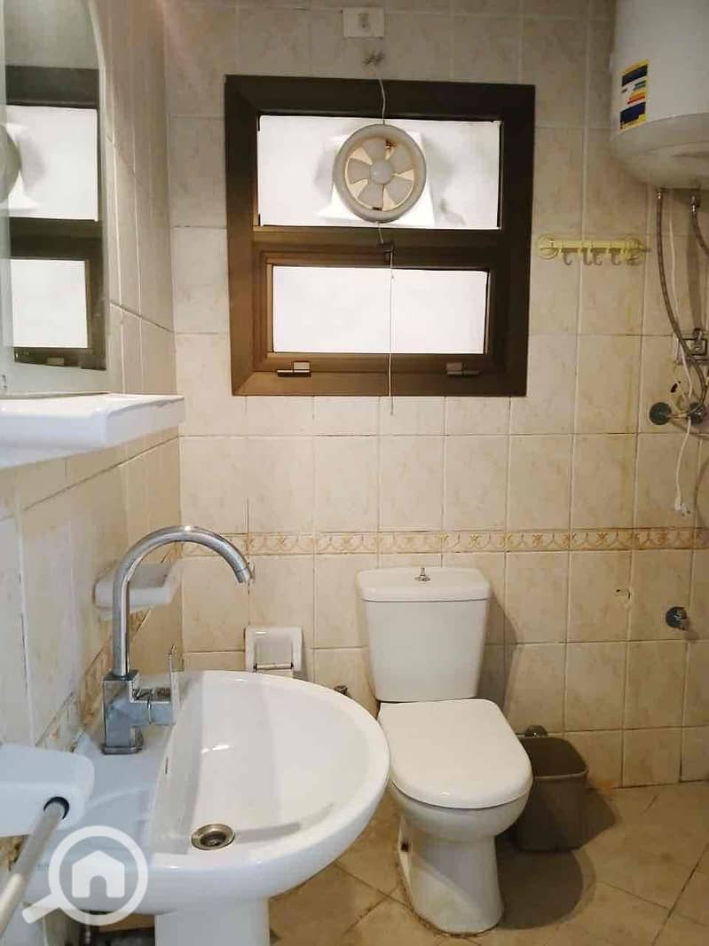 6 a0aee172-9db3-4ae2-a9a3-dc8af76deaf9. jpg