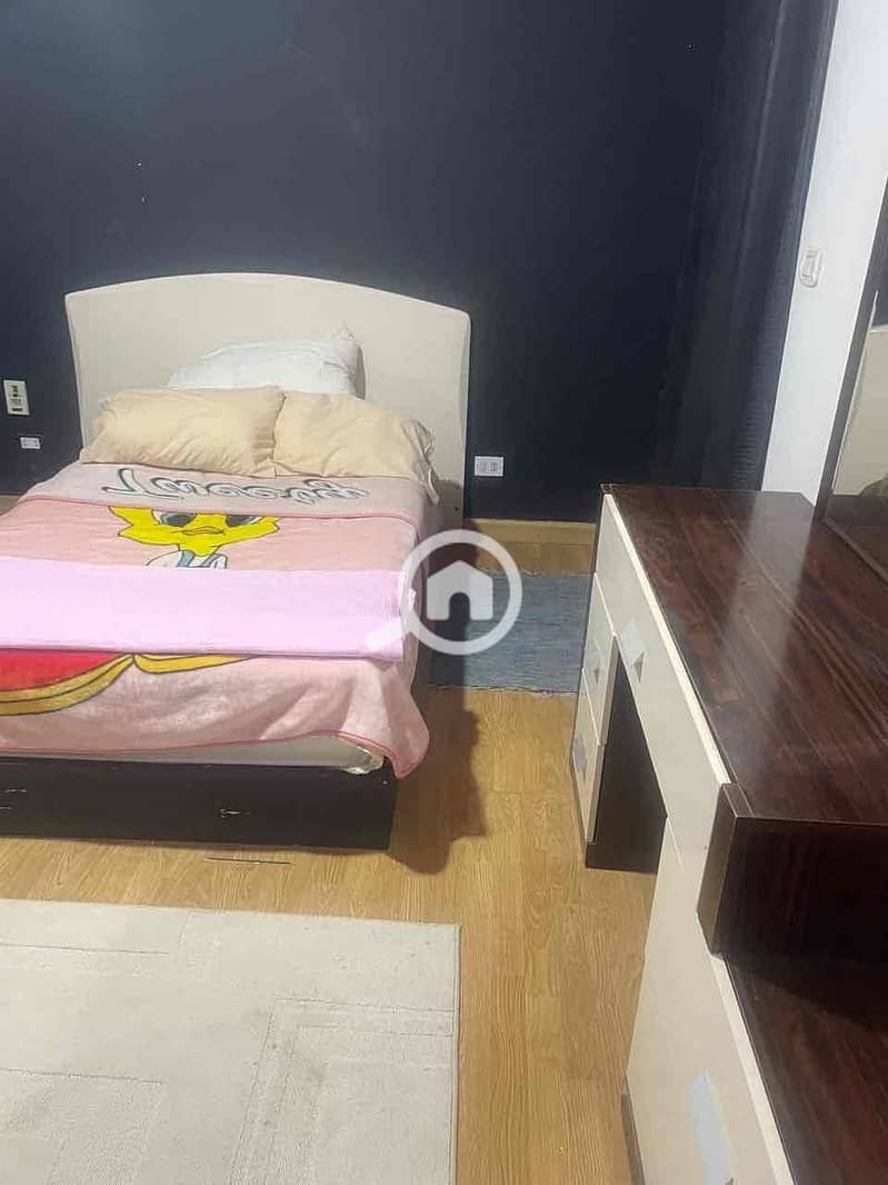 8 b1dd241e-0110-431c-84fa-f6c5547f7204. jpg