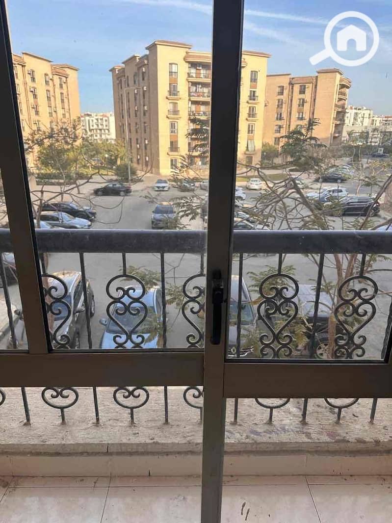 5 a11f043e-0fab-400d-87f4-6c78a41f7681. jpg