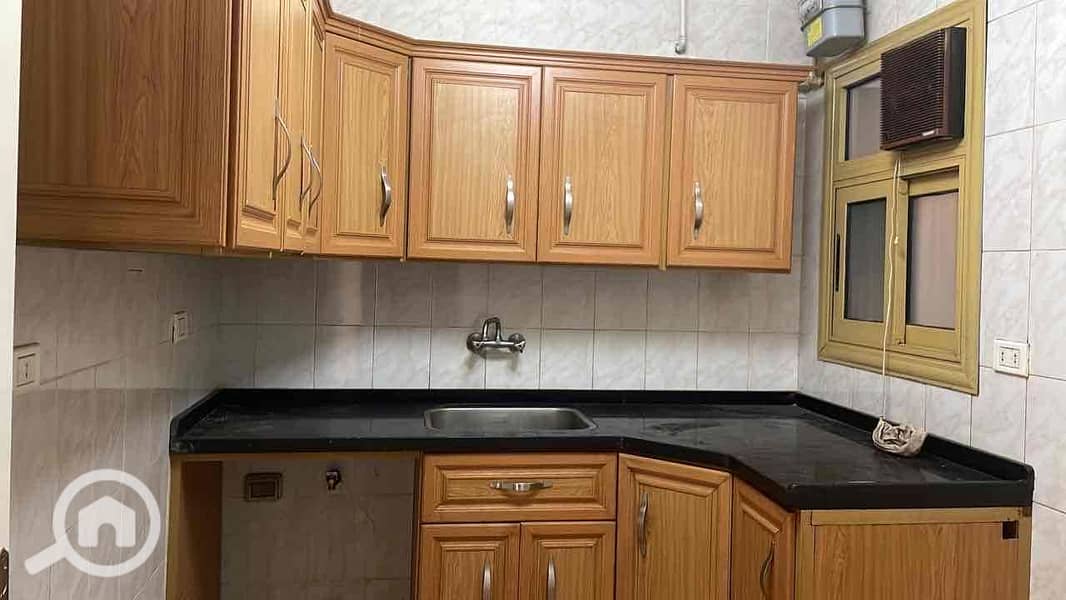 9 527cb7b1-ae6b-46bc-9ede-5702749c004f. jpg